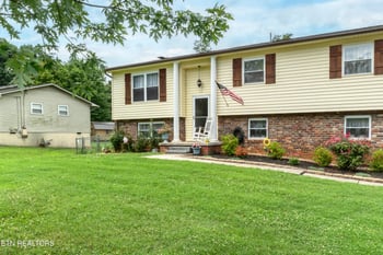 315 Arbor Dr, Maryville, TN 37804