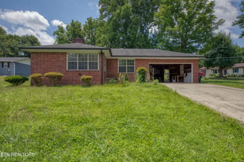 315 Berger St, Athens, TN 37303