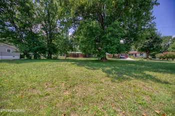 315 Berger St, Athens, TN 37303