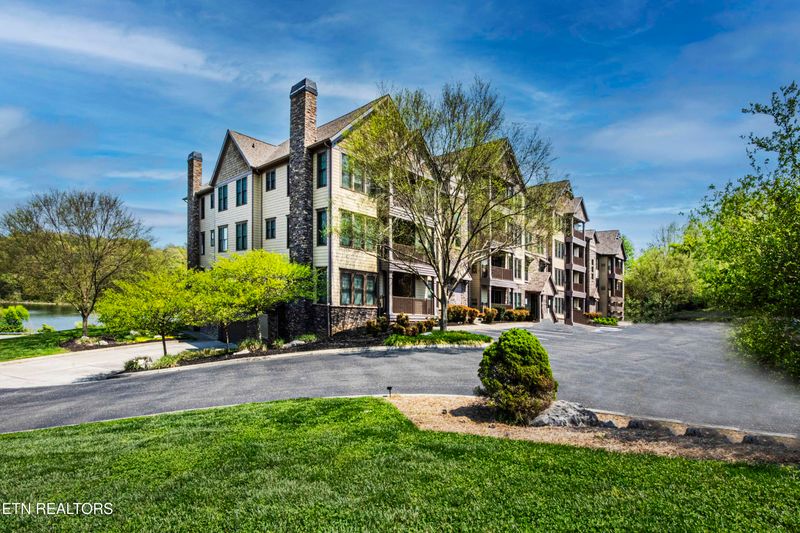 315 Centennial Bluff Blvd, Oak Ridge, TN 37830