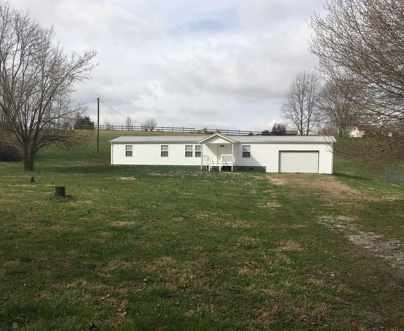 315 Co Rd 351, Sweetwater, TN 37874