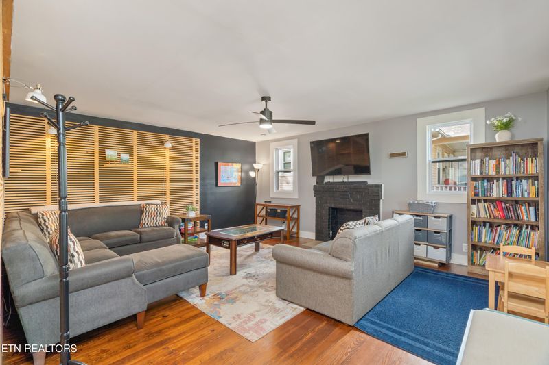 315 E Emerald Ave, Knoxville, TN 37917