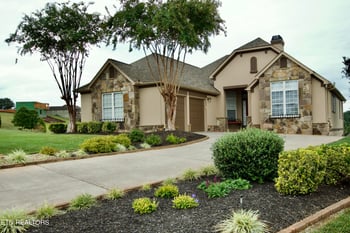 315 Hummingbird Dr, Vonore, TN 37885