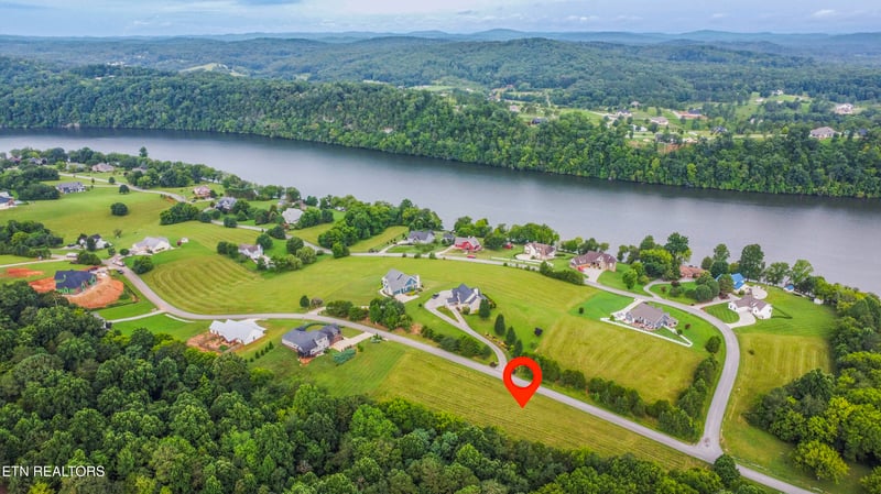 315 Marble Bluff Dr, Kingston, TN 37763
