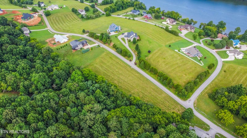 315 Marble Bluff Dr, Kingston, TN 37763