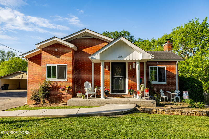 315 South Oak St, Sweetwater, TN 37874