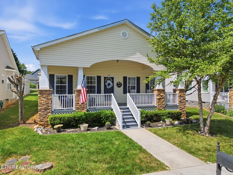 315 Willowcreek Blvd, Sweetwater, TN 37874