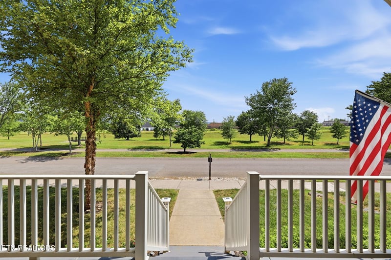 315 Willowcreek Blvd, Sweetwater, TN 37874