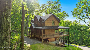 3150 Lexy Ln, Sevierville, TN 37862