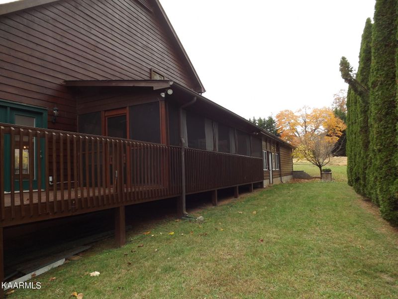 3150 Westover Dr, Sevierville, TN 37862