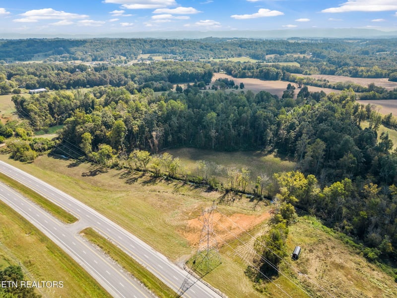 3151 W Lamar Alexander Pkwy, Friendsville, TN 37737