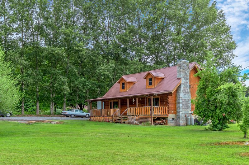 3155 Bryan Road Rd, Kodak, TN 37764