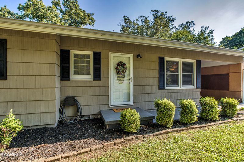 316 Berger St, Athens, TN 37303