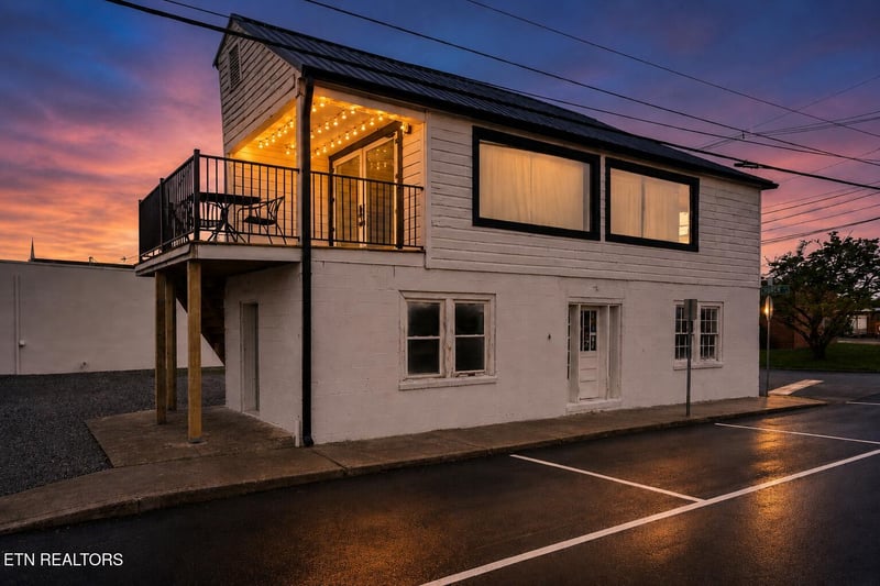 316 Court Ave, Sevierville, TN 37862