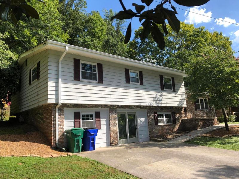 316 Irwin Dr, Powell, TN 37849
