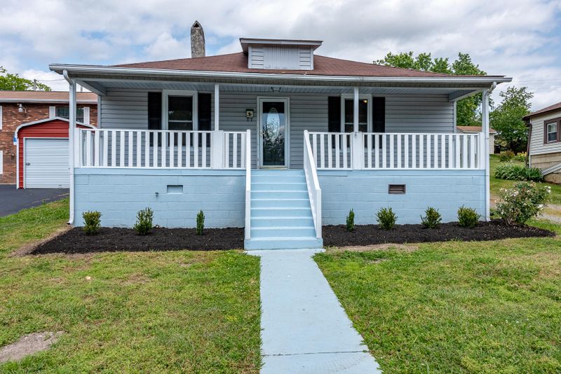 316 Lindsay St, Alcoa, TN 37701
