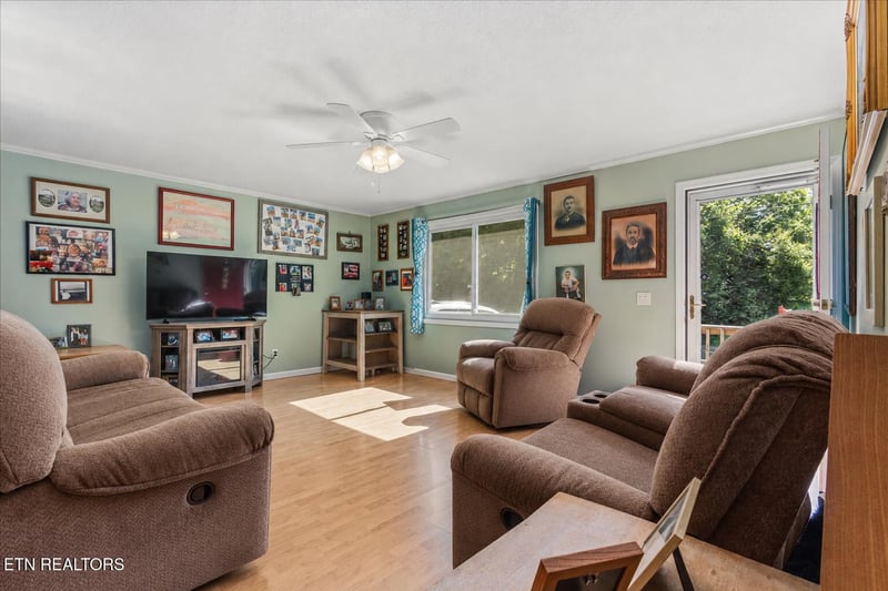 316 N Iowa Ave, Etowah, TN 37331