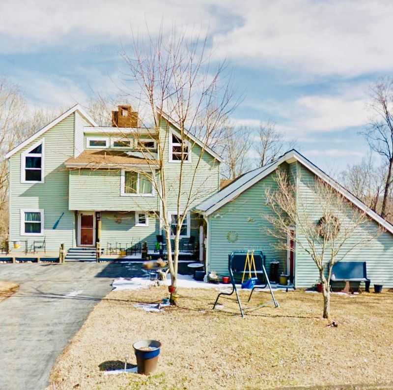 316 Orchard Knob Rd, Clinton, TN 37716