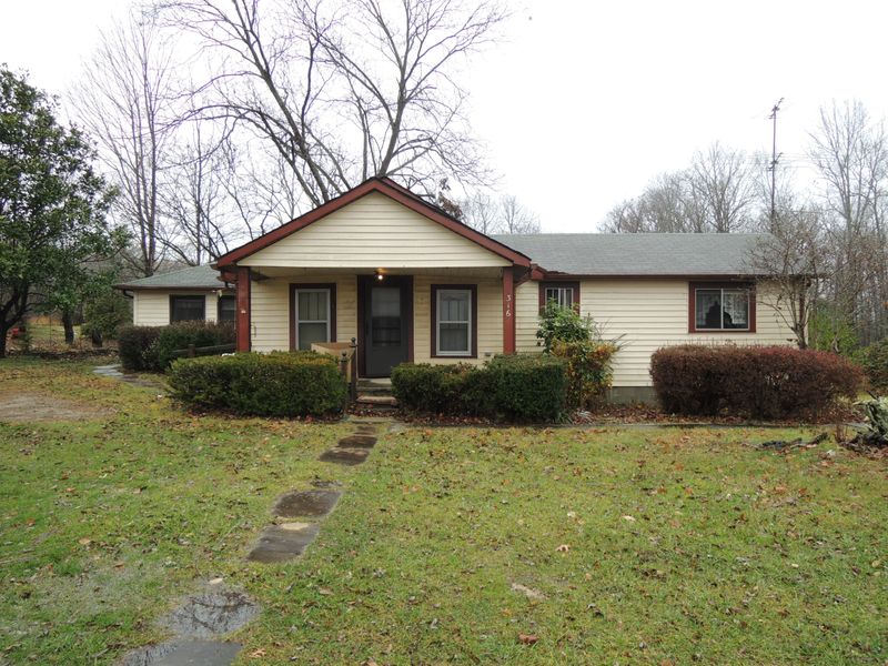 316 Ridge Rd, Lancing, TN 37770