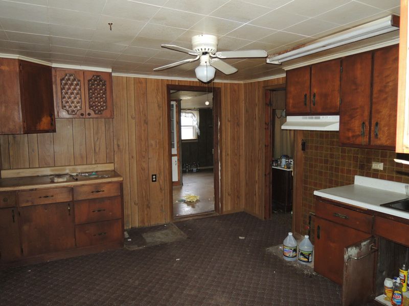 316 Ridge Rd, Lancing, TN 37770