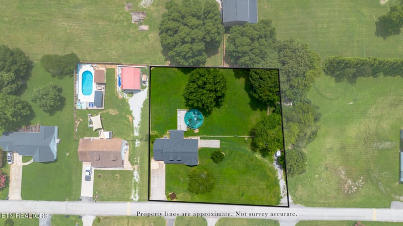 316 Sunrise Dr, Kingston, TN 37763