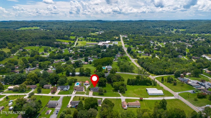 316 Sunrise Dr, Kingston, TN 37763