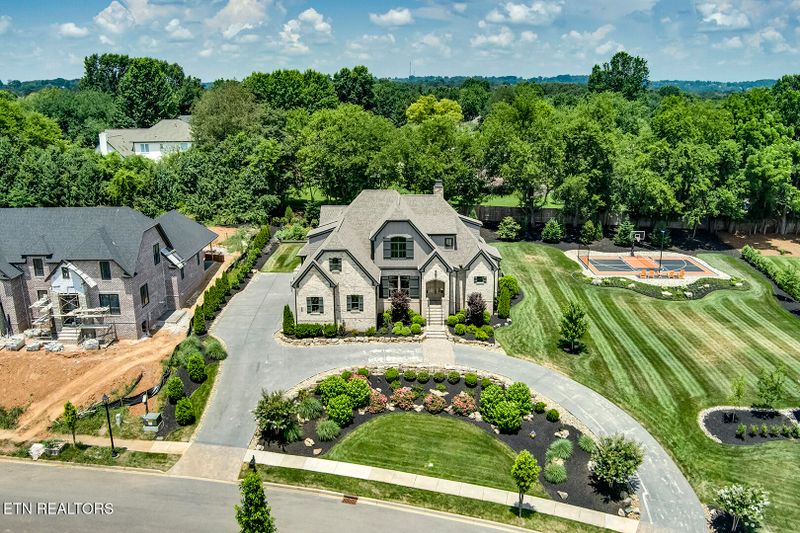 317 Barnsley Rd, Knoxville, TN 37934