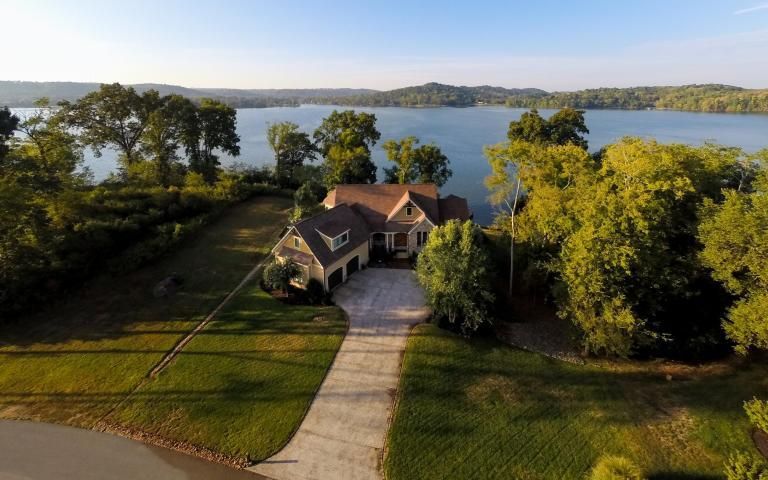 317 E Shore Dr, Rockwood, TN 37854