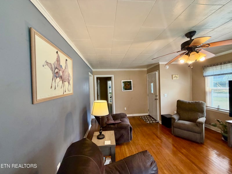 317 Hartford Rd, Knoxville, TN 37920