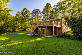 317 S Carter School Rd, Strawberry Plains, TN 37871
