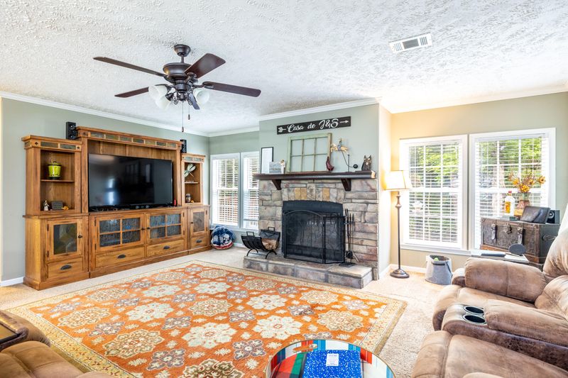 317 Shady Ln, Kingston, TN 37763