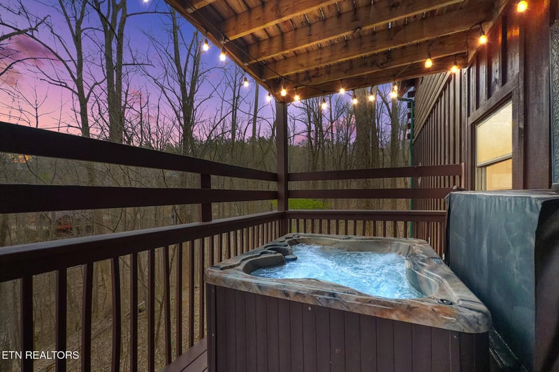 3175 Emerald Springs Loop, Sevierville, TN 37862