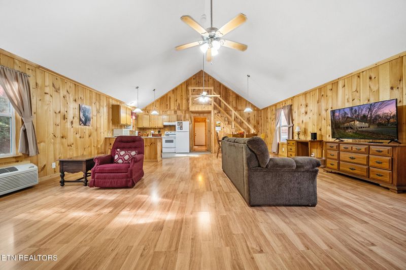 3176 Mcgill Rd, Sevierville, TN 37862