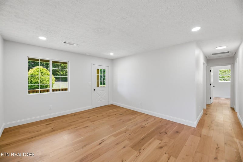 318 County Road 801, Etowah, TN 37331