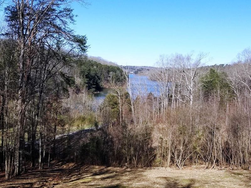 318 Coytee Rd, Greenback, TN 37742