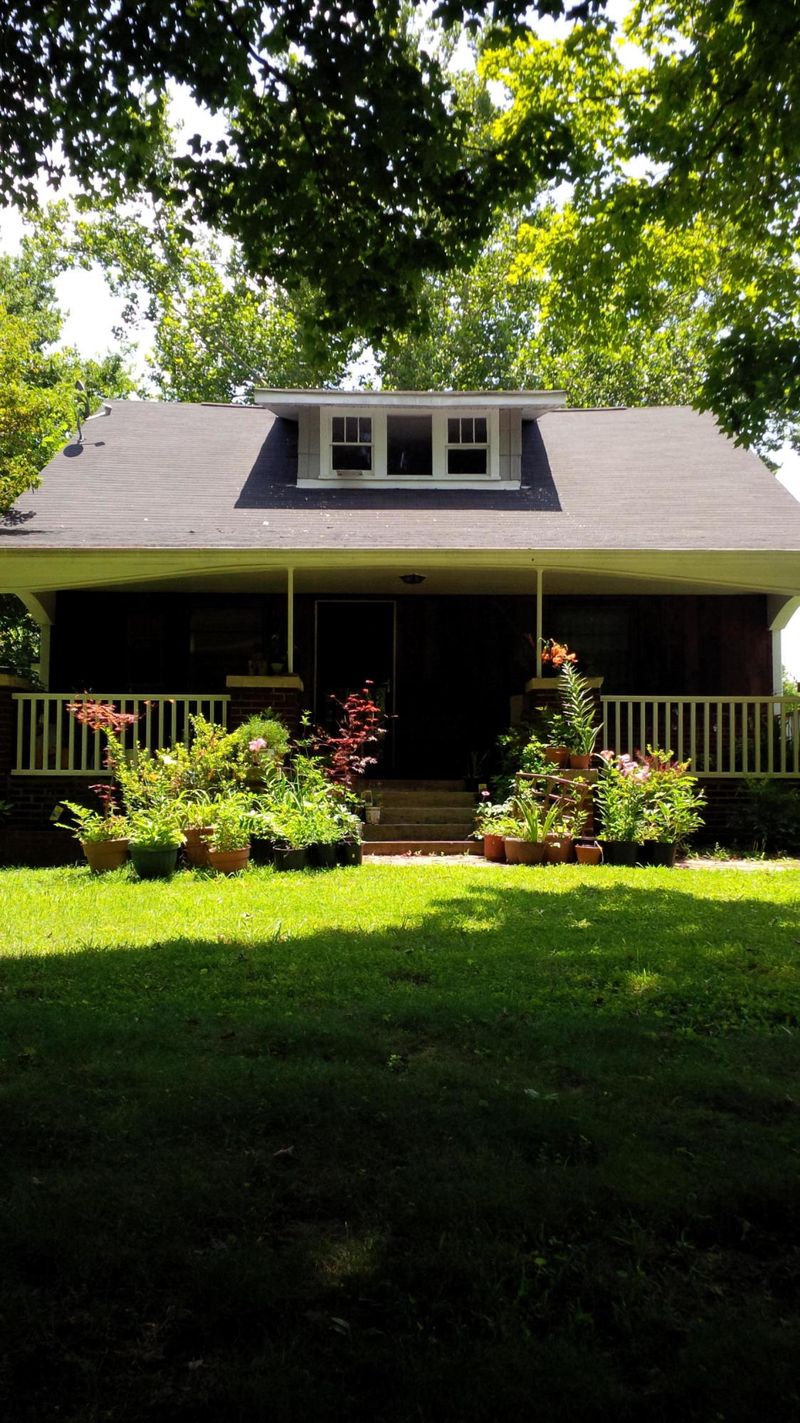 318 Mcnabb Ave, Knoxville, TN 37920