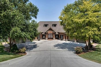 318 Okmulgee Cir, Loudon, TN 37774