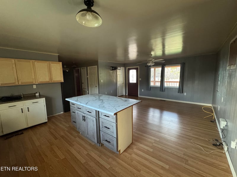 318 Ped Rd, Winfield, TN 37892