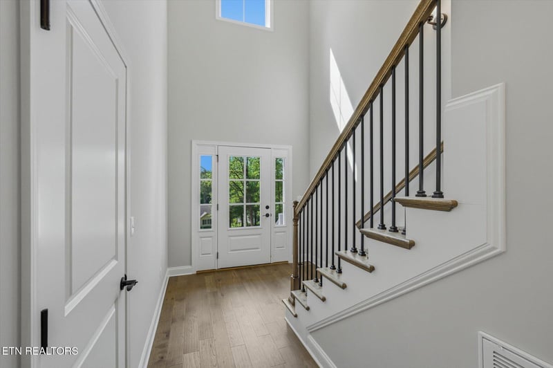 3185 Fairoaks Dr, Maryville, TN 37803
