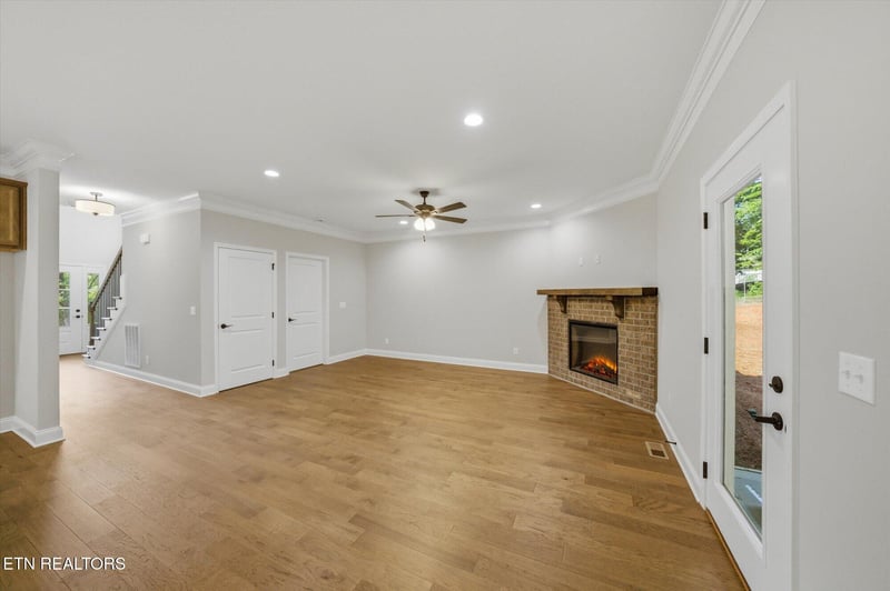 3185 Fairoaks Dr, Maryville, TN 37803