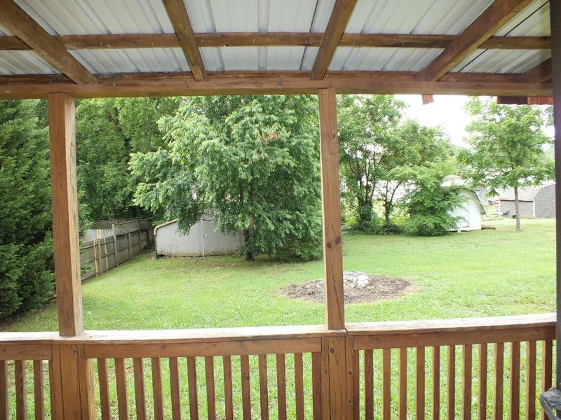 319 Abrams St, Rockford, TN 37853