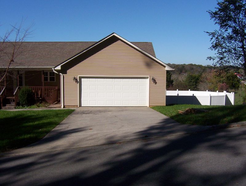 319 Hansels Lea, Sevierville, TN 37876