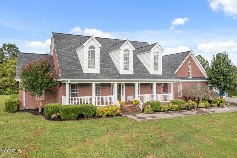 319 Lost Ridge Rd, Clinton, TN 37716