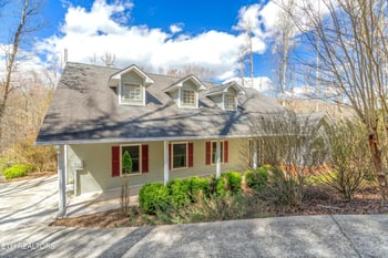 319 Pin Oak Dr, Rockwood, TN 37854