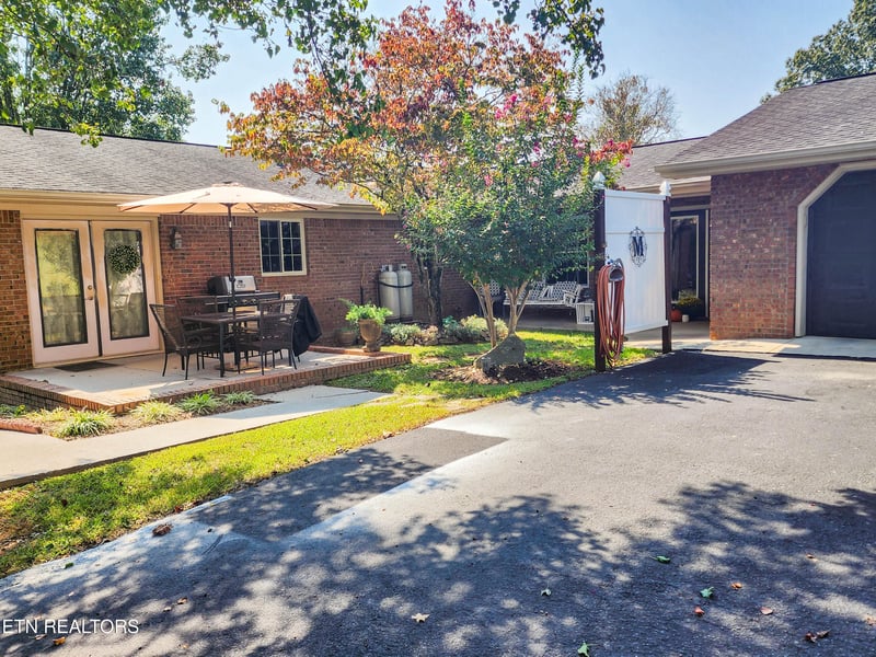 319 Tater Valley Rd, Luttrell, TN 37779