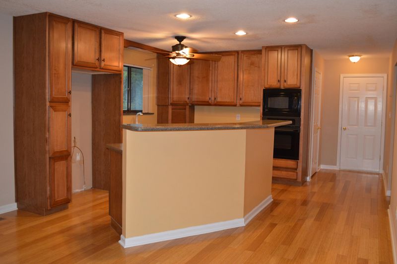 32 Deer Ridge Rd, Norris, TN 37828