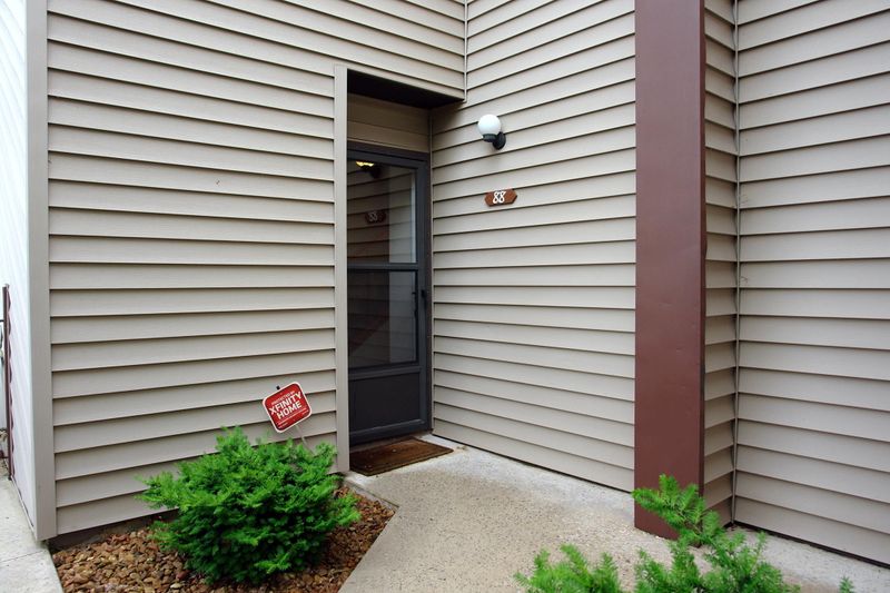 32 Lakeshore Ct #88, Fairfield Glade, TN 38558