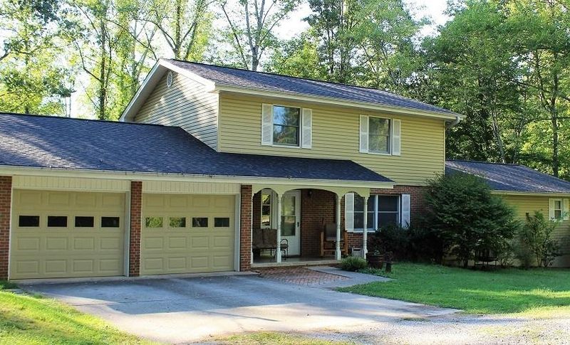 32 Laurel Pl, Norris, TN 37828