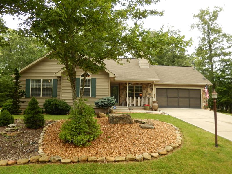 32 Leaf Cir, Fairfield Glade, TN 38558