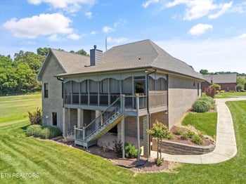 320 Augusta Ln, Lenoir City, TN 37771